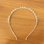 Detailed pearl crystal hairband shot