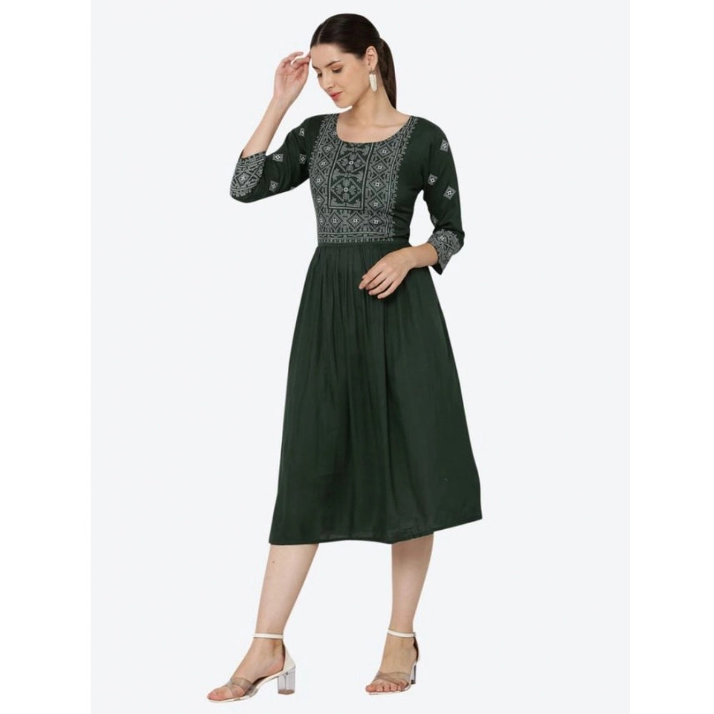 Generic Women's Casual Rayon 3-4th Sleeves Kurti (Green)