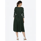 Generic Women's Casual Rayon 3-4th Sleeves Kurti (Green)