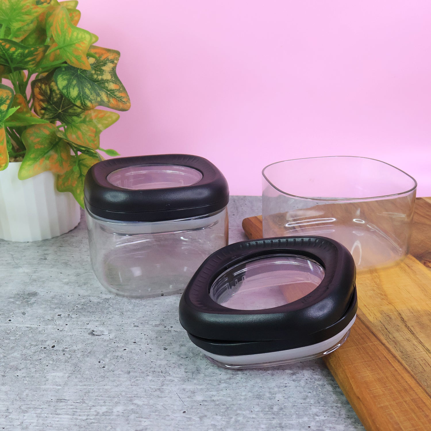Supermom Plastic Twist  Lock Storage Container Set (500ml  2 Pc )